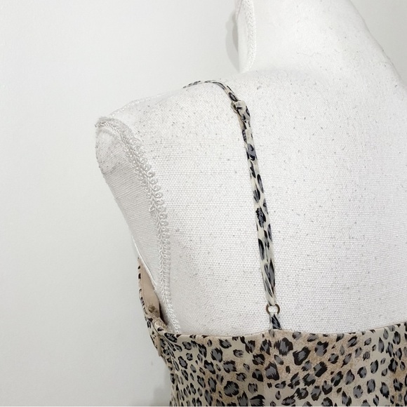 Bcbgmaxazria 100% SILK LEOPARD PRINT SPAGHETTI STRAPS EMPIRE WAIST MINI DRESS - Picture 5 of 12
